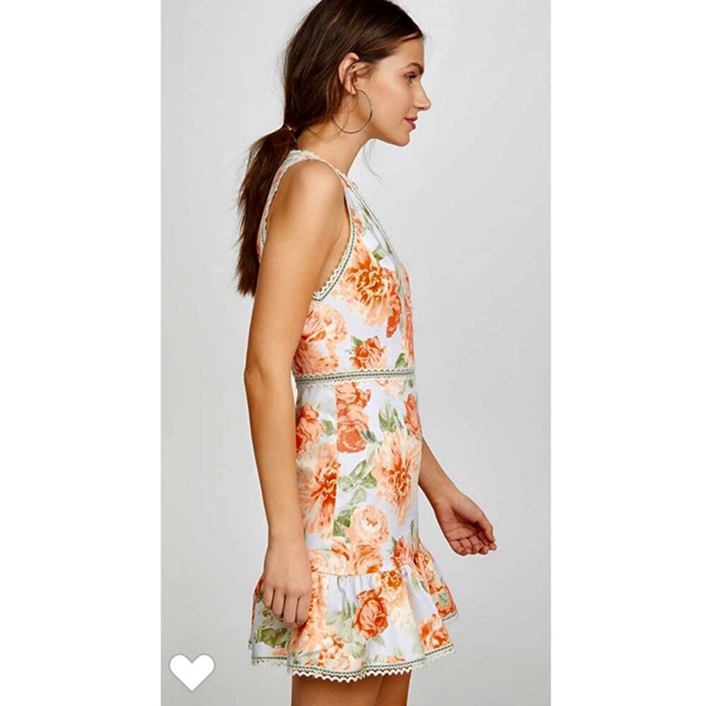 Alice + Olivia Kirean Dress. - Picture 5 of 12